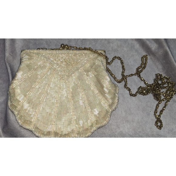 La Regale Vintage Glass Beaded Clam Evening Bag - Picture 5 of 10